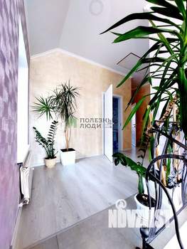 Дом 222м², 3-этажный, участок 6 сот.  