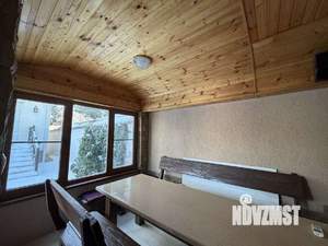 Дом 254м&sup2;, 3-этажный, участок 5 сот.  