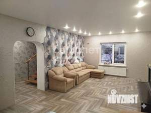 Дом 200м&sup2;, 2-этажный, участок 9 сот.  