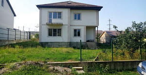 Дом 230м², 2-этажный, участок 6 сот.  