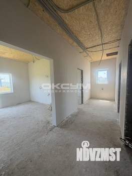 Дом 175м&sup2;, 2-этажный, участок 4 сот.  