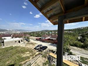 Дом 120м&sup2;, 2-этажный, участок 6 сот.  