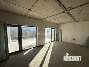 Дом 217м&sup2;, 2-этажный, участок 6 сот.  