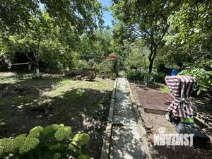 Дом 400м&sup2;, 2-этажный, участок 15 сот.  