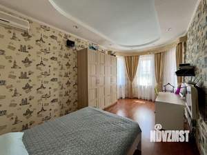 Дом 311м², 3-этажный, участок 10 сот.  