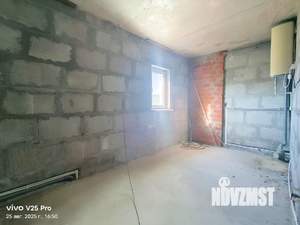 Дом 245м&sup2;, 2-этажный, участок 6 сот.  