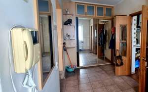Дом 247м², 3-этажный, участок 3 сот.  