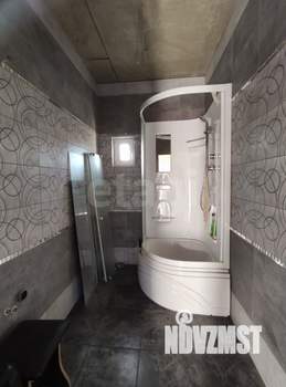 Дом 100м&sup2;, 2-этажный, участок 6 сот.  