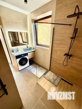 Дом 213м², 2-этажный, участок 6 сот.  