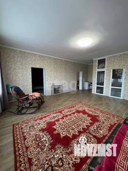 Дом 220м², 2-этажный, участок 18 сот.  