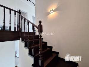 Дом 140м&sup2;, 2-этажный, участок 5 сот.  