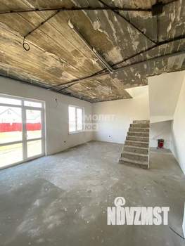 Дом 110м&sup2;, 2-этажный, участок 6 сот.  