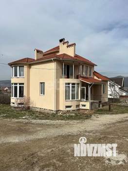 Дом 492м², 2-этажный, участок 8 сот.  