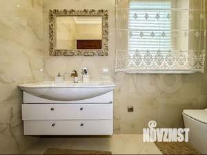 Дом 168м², 2-этажный, участок 8 сот.  