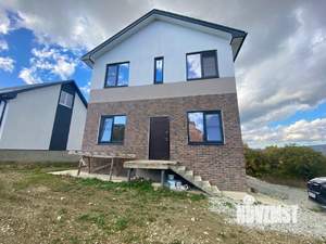 Дом 138м², 3-этажный, участок 3 сот.  