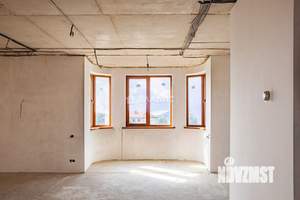 Дом 265м², 2-этажный, участок 6 сот.  