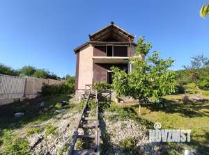 Дом 100м&sup2;, 2-этажный, участок 6 сот.  