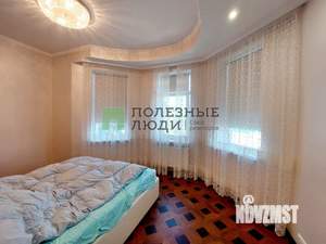 Дом 253м², 3-этажный, участок 6 сот.  