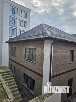 Дом 280м&sup2;, 3-этажный, участок 4 сот.  