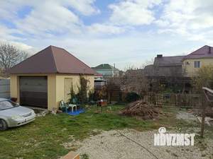 Дом 201м&sup2;, 2-этажный, участок 10 сот.  