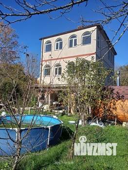 Дом 182м&sup2;, 3-этажный, участок 7 сот.  