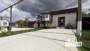 Дом 242м&sup2;, 2-этажный, участок 10 сот.  