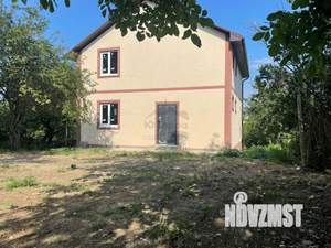 Дом 120м&sup2;, 2-этажный, участок 9 сот.  