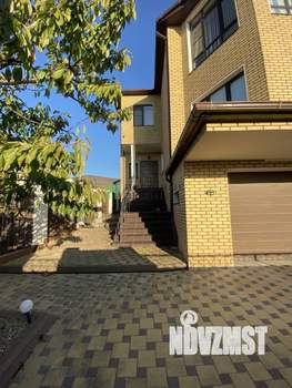 Дом 329м&sup2;, 2-этажный, участок 6 сот.  