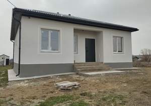 Дом 100м&sup2;, 1-этажный, участок 5 сот.  