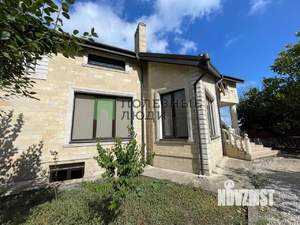 Дом 342м², 3-этажный, участок 12 сот.  