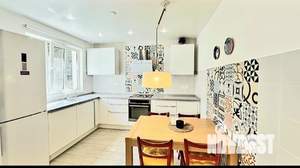 Дом 93м&sup2;, 2-этажный, участок 4 сот.  