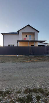 Дом 180м&sup2;, 2-этажный, участок 5 сот.  