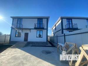 Дом 176м&sup2;, 2-этажный, участок 3 сот.  