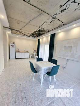 Дом 120м&sup2;, 2-этажный, участок 7 сот.  