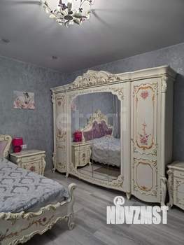 Дом 227м&sup2;, 2-этажный, участок 4 сот.  