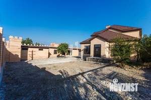 Дом 415м&sup2;, 2-этажный, участок 13 сот.  