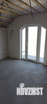 Дом 130м², 2-этажный, участок 5 сот.  