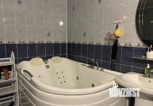Дом 220м², 2-этажный, участок 4 сот.  