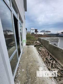 Дом 180м&sup2;, 3-этажный, участок 3 сот.  