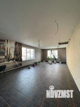 Дом 370м&sup2;, 2-этажный, участок 6 сот.  