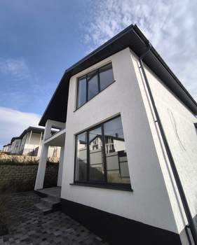 Дом 140м², 2-этажный, участок 5 сот.  