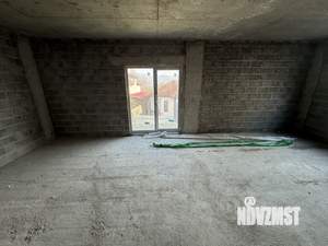 Дом 170м&sup2;, 2-этажный, участок 4 сот.  