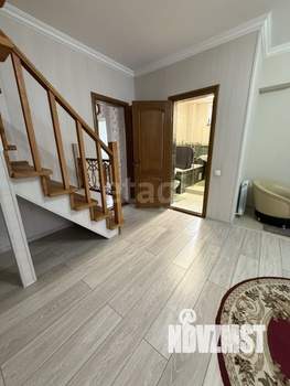 Дом 272м², 3-этажный, участок 7 сот.  