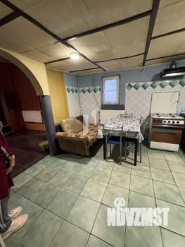 Дом 135м&sup2;, 2-этажный, участок 4 сот.  