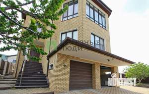 Дом 329м&sup2;, 2-этажный, участок 6 сот.  