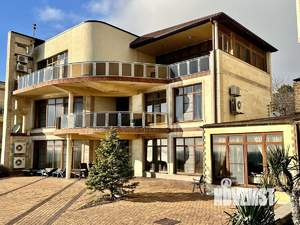 Коттедж 513м&sup2;, 2-этажный, участок 6 сот.  