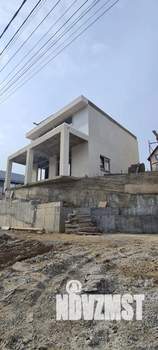 Дом 240м&sup2;, 2-этажный, участок 6 сот.  