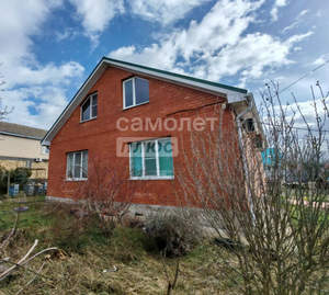 Дом 180м&sup2;, 2-этажный, участок 6 сот.  