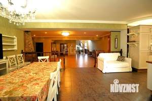 Дом 480м&sup2;, 2-этажный, участок 18 сот.  