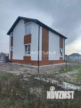 Дом 130м&sup2;, 2-этажный, участок 4 сот.  